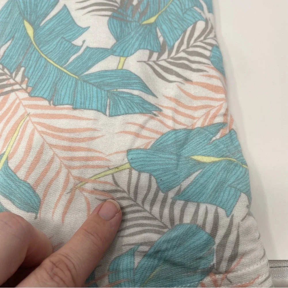 Latched Mama Bundle of 2 Tank Tops size S & M - Picture 5 of 13